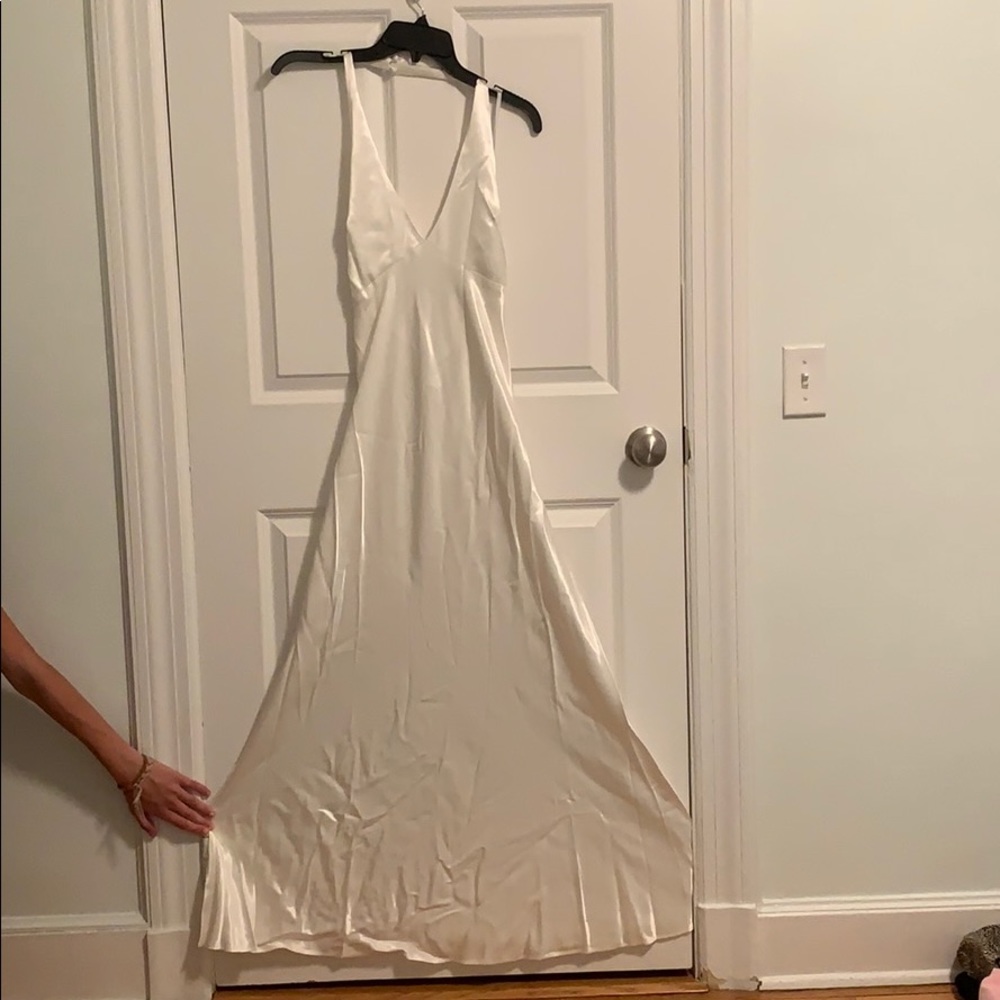 NEW W/ TAGS Callipygian halter neck maxi dress